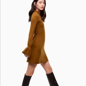 Aritzia Wilfred Carre Dress (sold out)